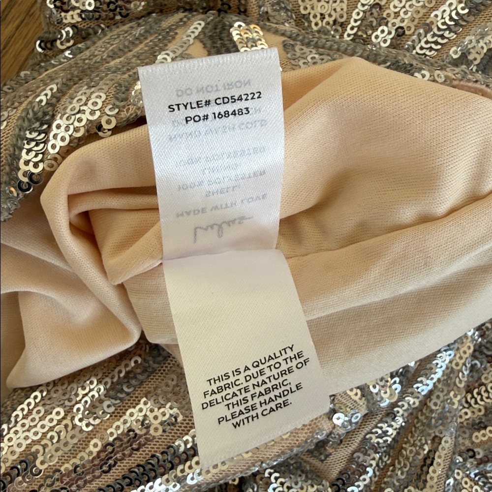 Lulu’s Lost In Your Eyes Silver Sequin Bodycon Mini Dress Size Small - Picture 14 of 14